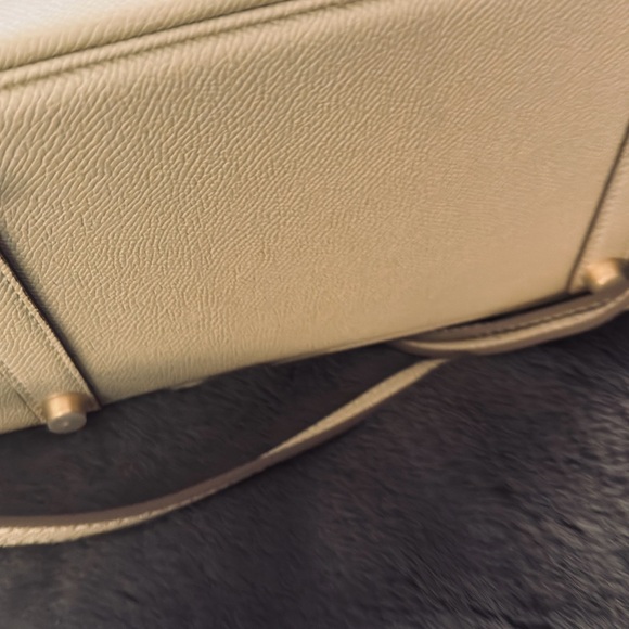 POST CHRISTMAS PRICE CUT! Brand new KELLY STYLED HERMES BAG IN Elegant CREAM - Picture 9 of 11